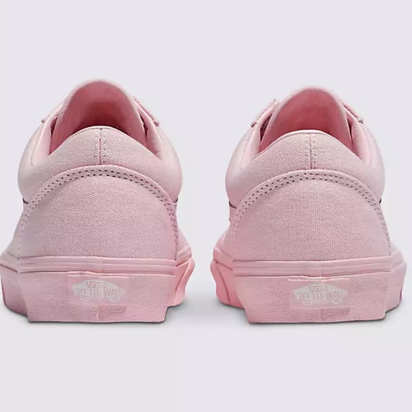 Vans Men’s Old Skool
Pastel Mono Pink
VN000CT8PNK 
Sneakers - Picture 11 of 16